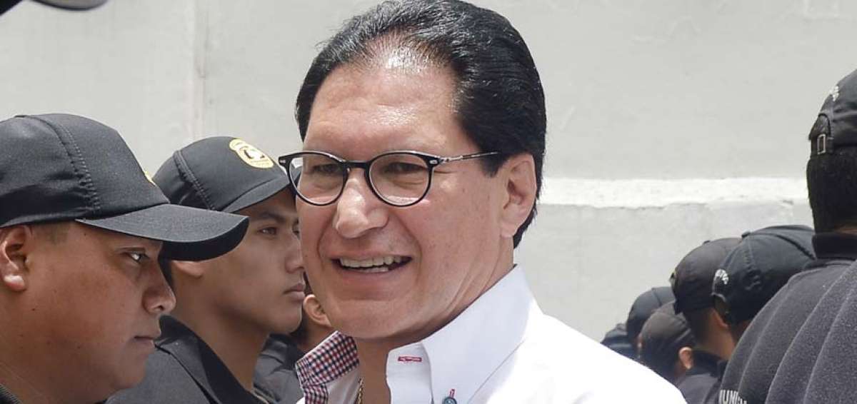 &iquest;Est&aacute; de acuerdo en dividir en 2 c&aacute;maras el Poder Legislativo, como propone Washington Pes&aacute;ntez?