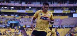 Roosevelt Oyola, lateral izquierdo de Barcelona, retorn&oacute; al equipo principal luego de formar parte de Toreros.