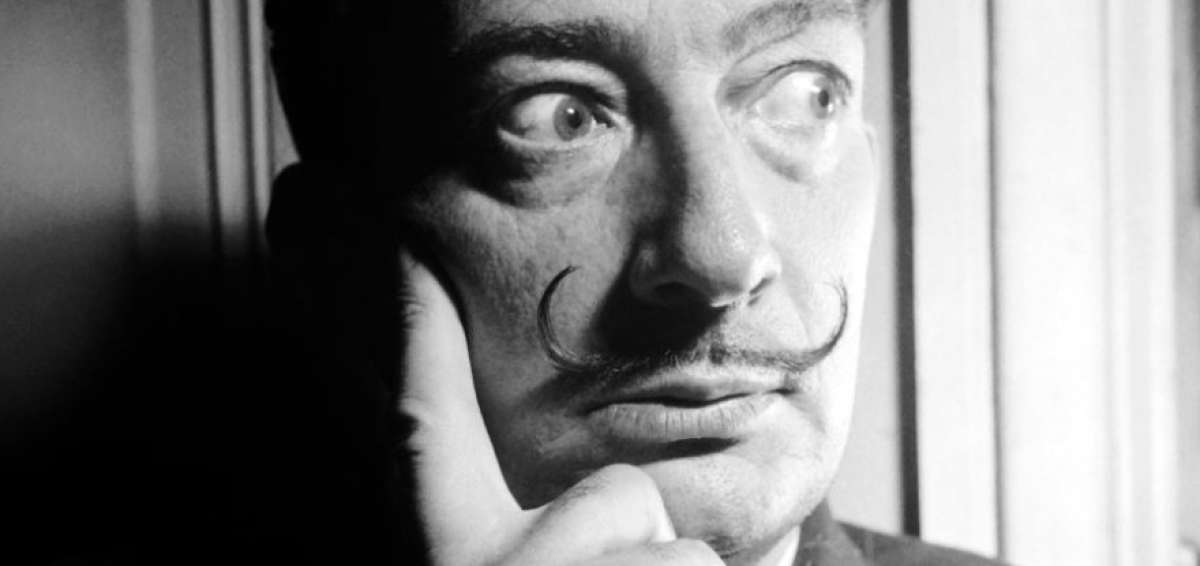 Salvador Dal&iacute; reapareci&oacute; con su bigote intacto