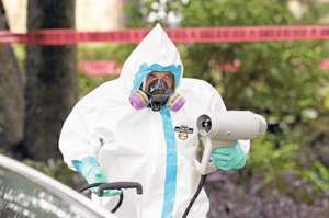 EE.UU. investiga fallos por contagio de &eacute;bola (Galer&iacute;a)