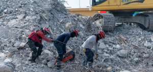 Geof&iacute;sico contabiliza 1.564 r&eacute;plicas desde el terremoto del 16 de abril