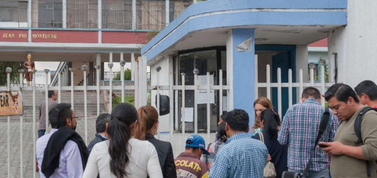 Audiencias de estudiantes del colegio Mont&uacute;far continuar&aacute;n ma&ntilde;ana.