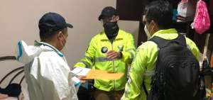 Agentes de la Polic&iacute;a y de la Fiscal&iacute;a ejecutaron varios allanamientos en la capital por presuntas irregularidades en la adquisici&oacute;n de insumos m&eacute;dicos.