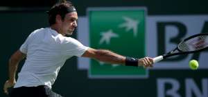 Federer avanza a octavos del Masters 1.000 de Indian Wells en 58 minutos