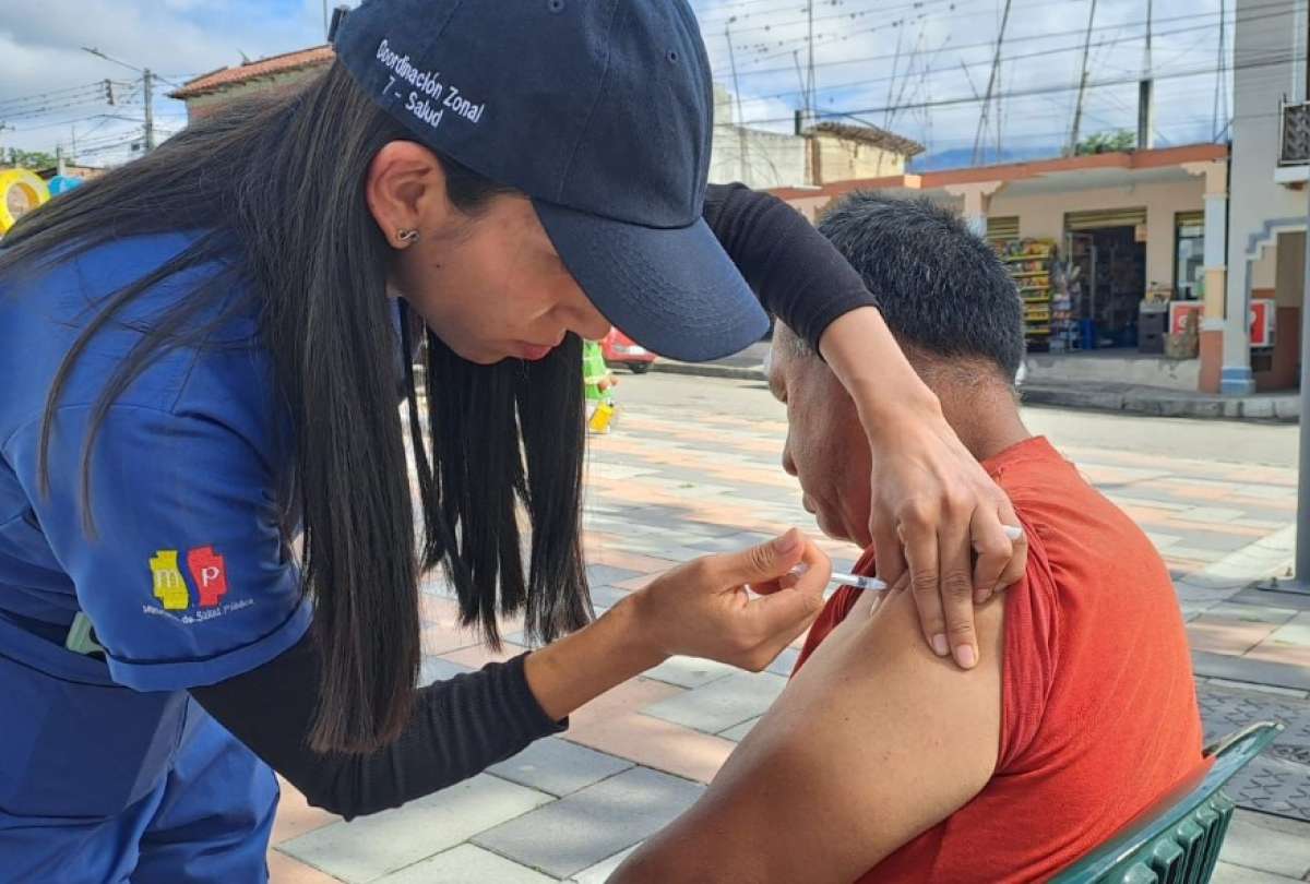 Ecuador tendr&aacute; una tercera jornada de vacunaci&oacute;n contra la influenza este domingo.