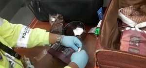 Persona de la tercera edad camufl&oacute; droga en bolsas de caf&eacute;