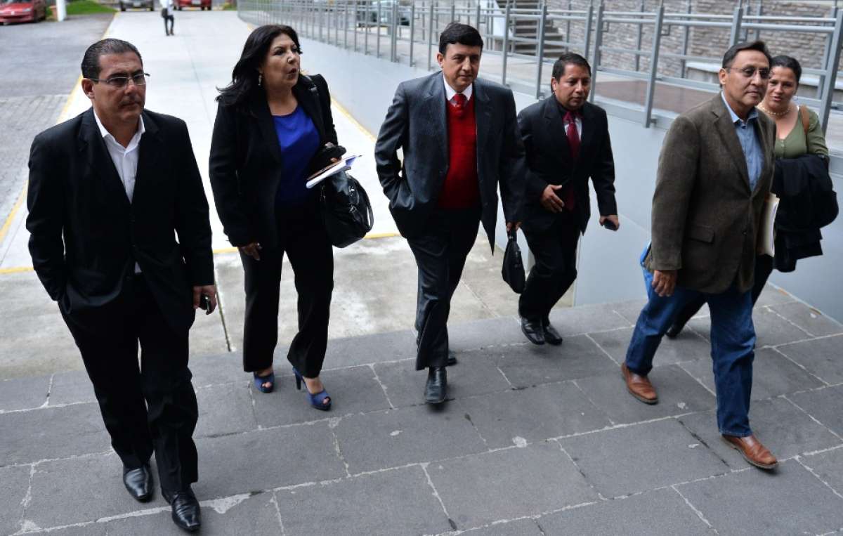 Asamble&iacute;stas de PAIS y afines al oficialismo est&aacute;n reunidos desde las 16:00 a puerta cerrada. FOTO: &Aacute;LVARO P&Eacute;REZ/ELTEL&Eacute;GRAFO
