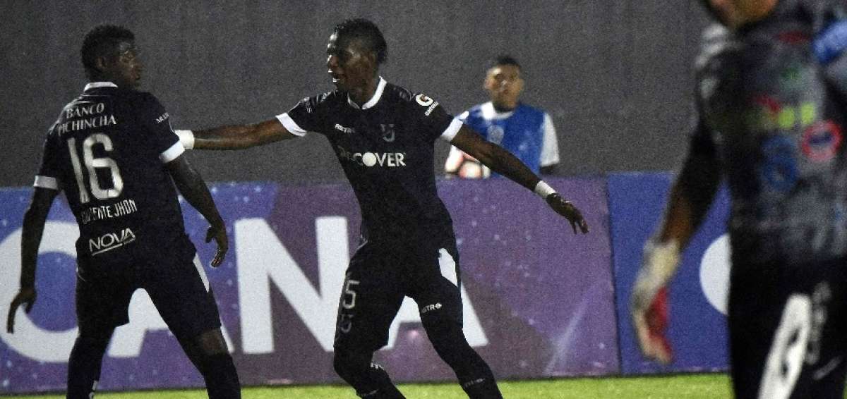 Universidad Cat&oacute;lica gole&oacute; 3-1 a Petrolero en Copa Sudamericana