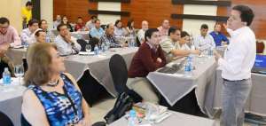 Los participantes analizaron opciones de financiamiento y las propuestas de &lsquo;Bolsa Electr&oacute;nica&rsquo; y &lsquo;Banco de Alimentos&rsquo; en el encuentro.