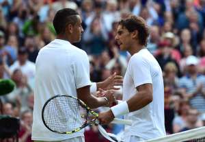 Rafael Nadal (d.) perder&aacute; 2.000 puntos en el ranking ATP debido a su ausencia en estos torneos. Foto: Archivo