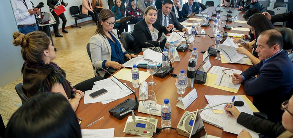 La Comisi&oacute;n de Trabajadores a&uacute;n no define qui&eacute;n ser&aacute; el titular de la mesa legislativa.