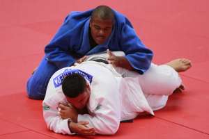 Figueroa es sorprendido por Moura y se queda con la plata en judo (video)
