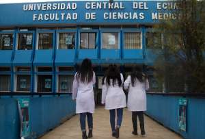 La presunta alteraci&oacute;n de notas benefici&oacute; a 19 estudiantes.