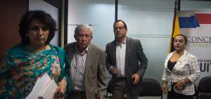 Los miembros de la bancada de AP aseguran que hubo arrogaci&oacute;n de funciones en los cambios.