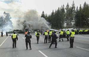 Violencia en la v&iacute;a en El Chasqui - Cotopaxi