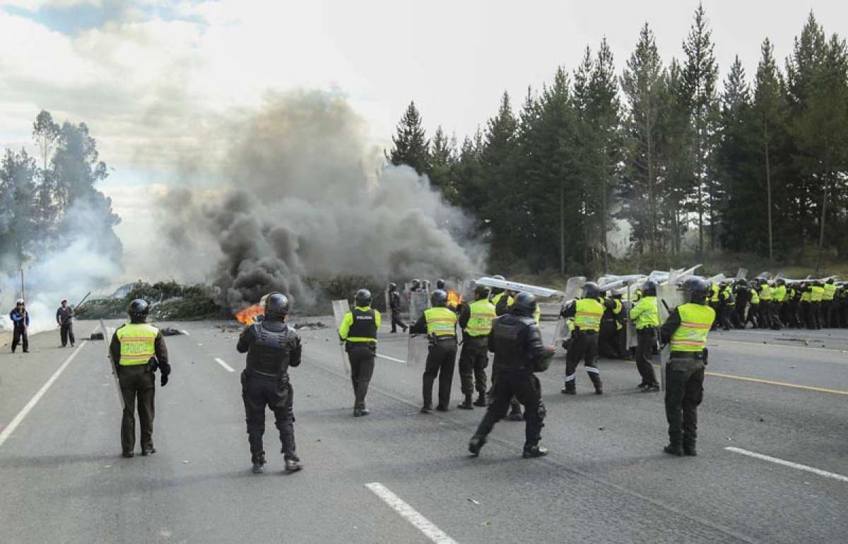 Violencia en la v&iacute;a en El Chasqui - Cotopaxi