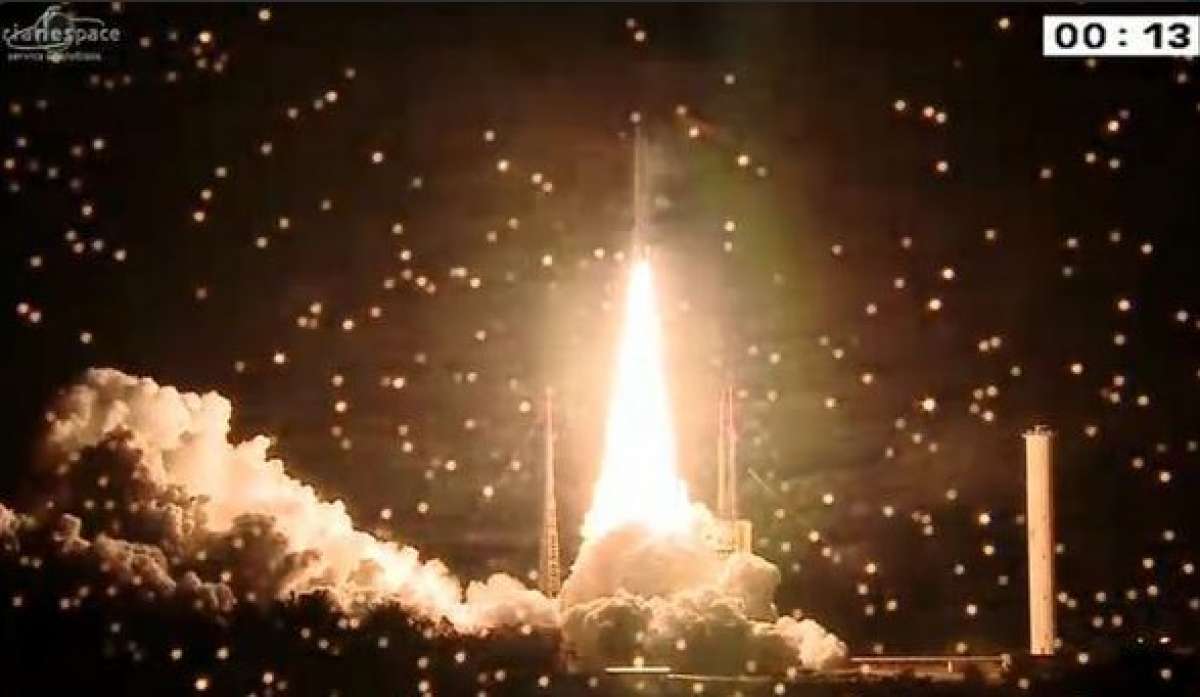 El sat&eacute;lite despeg&oacute; esta tarde a bordo del cohete franc&eacute;s Ariane. Foto: @CFKArgentina