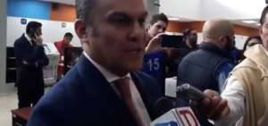 El exministro lleg&oacute; con retraso a la audiencia. 