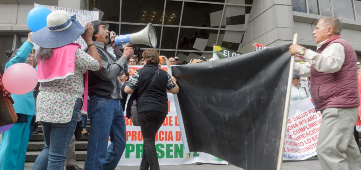 Jubilados exigen pago de incentivos