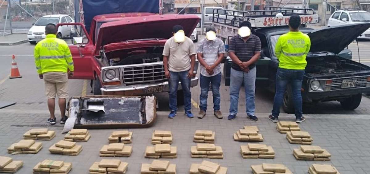 La Polic&iacute;a estaba siguiendo el recorrido de los dos veh&iacute;culos.