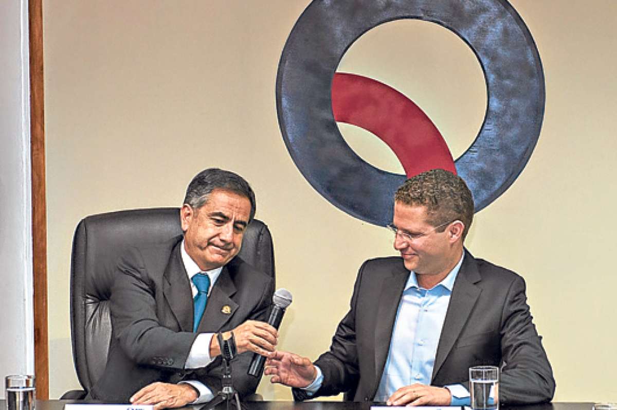 Augusto Barrera y Mauricio Rodas iniciaron el proceso de transici&oacute;n el 5 de marzo pasado. Foto: Jhon Guevara.