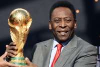El astro Pelé falleció a los 82 años en Sao Paulo, por un cáncer de colon. 
