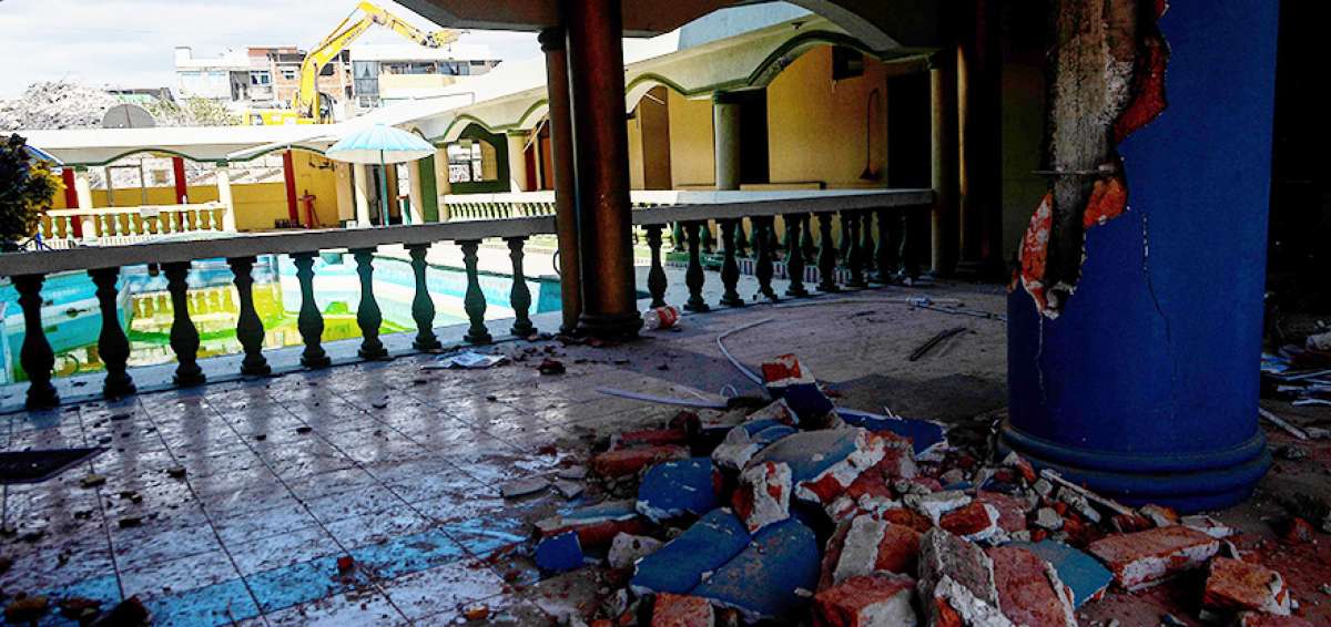 El hotel Vista al Mar fue uno de los afectados en el pasado terremoto. La edificaci&oacute;n est&aacute; ubicada en la zona cero de Manta, en Tarqui.