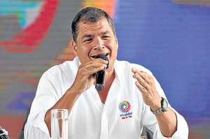 El presidente Rafael Correa, durante el enlace sabatino 363 en la parroquia Cutuglagua.