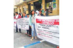 Familiares y amigos volvieron a solicitar sanciones contra los supuestos responsables.
