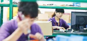 Una ONG hizo una investigaci&oacute;n ante 28 personas en el sitio de producci&oacute;n de relojes Apple Watch situado en Chongqing (suroeste de China).