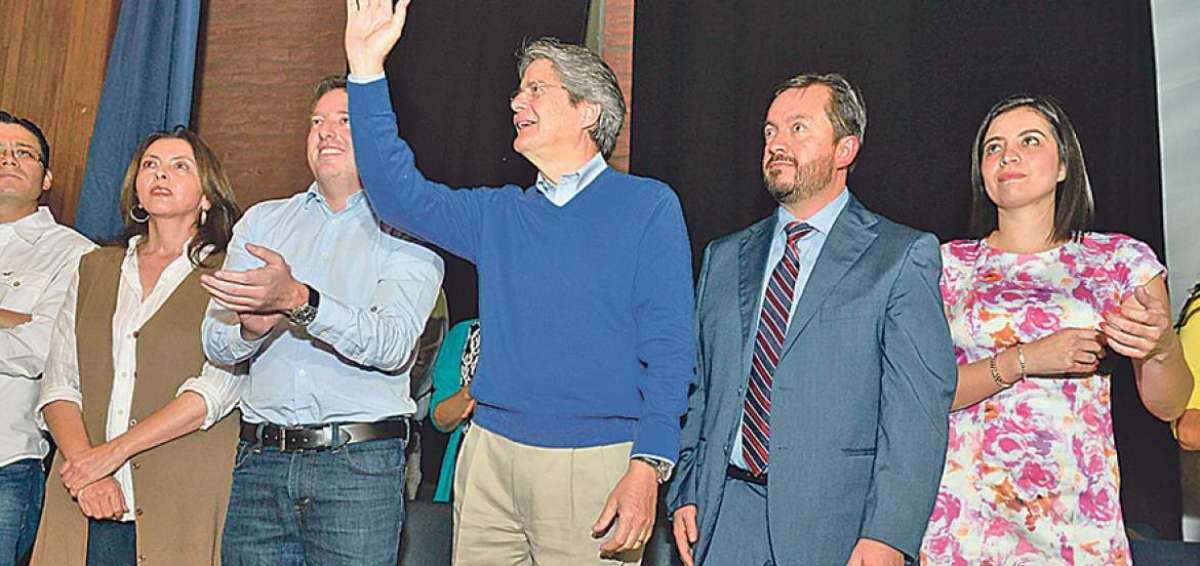 El precandidato presidencial Guillermo Lasso particip&oacute; en un acto del Movimiento Ahora, evento que se realiz&oacute; en el parque La Carolina.