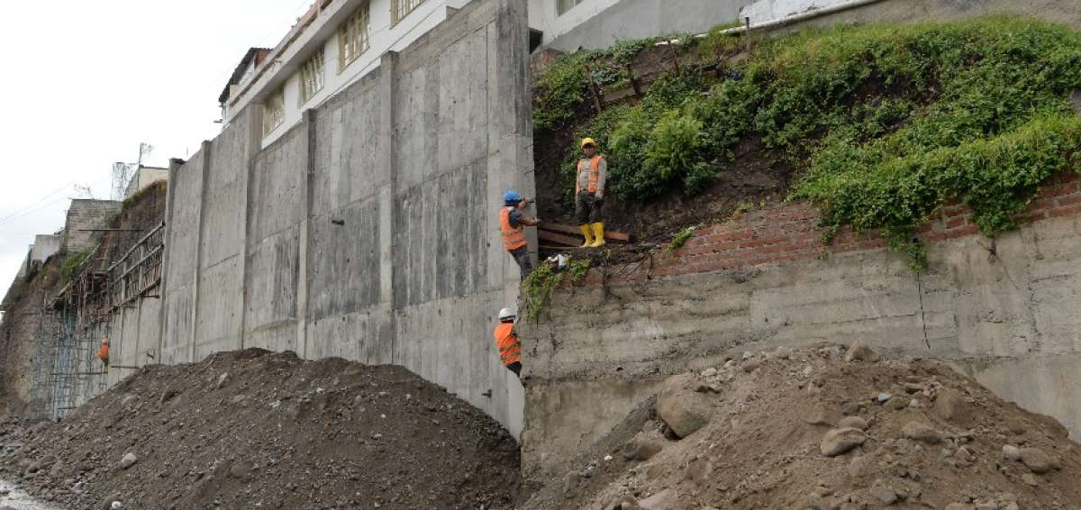La estabilizaci&oacute;n de taludes&nbsp;no se detiene en zonas de riesgo de Ambato