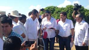 El 19 de mayo el presidente Rafael Correa recorri&oacute; los trabajos que por esos d&iacute;as se hac&iacute;a en el Santuario de la Divina Misericordia. FOTO: H&eacute;ctor Marcillo/El Tel&eacute;grafo