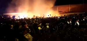 Imagen del video del incendio registrado esta madrugada.
