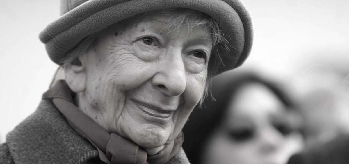 Turia publica obra in&eacute;dita de la poeta Wislawa Szymborska