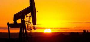 Los precios del petr&oacute;leo cayeron un 70% desde mediados de 2014 para operar en un nivel cercano a los 40 d&oacute;lares por barril.