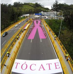 La campa&ntilde;a fue lanzada en el Puente Internacional de Rumichaca. Foto: Municipio de Tulc&aacute;n