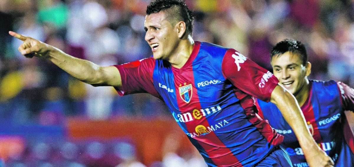 El delantero Carlos Garc&eacute;s jug&oacute; en Atlante, en el ascenso mexicano, durante dos temporadas.