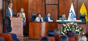 El presidente del TCE, Patricio Baca Mancheno, afirm&oacute; que tambi&eacute;n capacitar&aacute;n a los partidos pol&iacute;ticos.