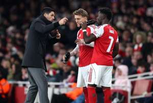 Arsenal super&oacute; al Chelsea en la semifinal de la Copa de la Liga. 