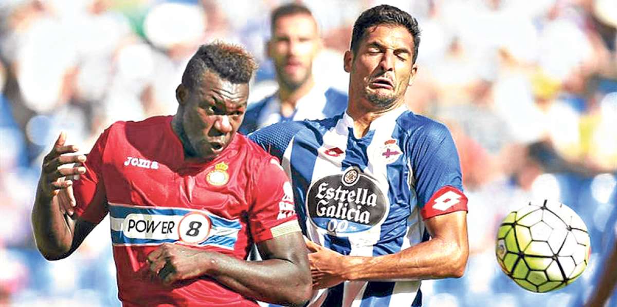 Felipe Caicedo (izq.) jug&oacute; el fin de semana pasado con el Espanyol, pero sali&oacute; de la cancha por lesi&oacute;n. Foto: Internet