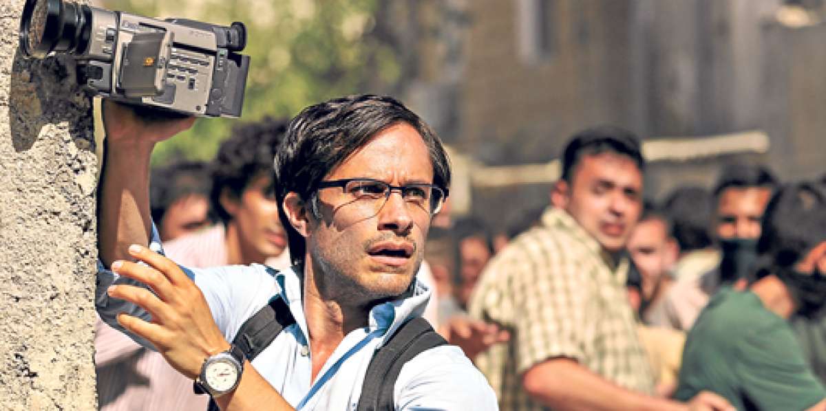 Gabriel Garc&iacute;a Bernal en Rosewater, pel&iacute;cula con la que debuta como director Jon Stewart. Foto: Cortes&iacute;a