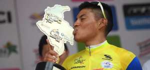 El ciclista Jonathan Caicedo se convirti&oacute; este domingo 19 de agosto en el quinto extranjero que gana la Vuelta a Colombia y en el primer ecuatoriano. El tiempo acumulado con el que alcanz&oacute; el t&iacute;tulo fue de 49 horas, 59 minutos y 48 segundos.