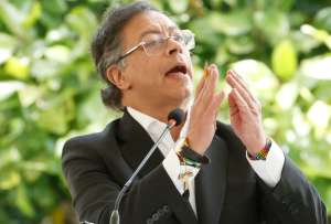 Gustavo Petro lamentó el ataque militar contra una embarcación que llevaba droga en el mar Caribe. 