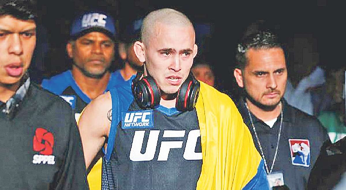 Marlon &lsquo;Chito&rsquo; Vera se sinti&oacute; emocionado tras derrotar a Roman Salazar en el UFC Fight Night que se desarroll&oacute; el s&aacute;bado en Nashville, Estados Unidos. Foto: internet
