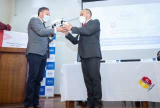 Baca Ortiz utilizará visores de realidad virtual para contrarrestar el dolor en procedimientos invasivos