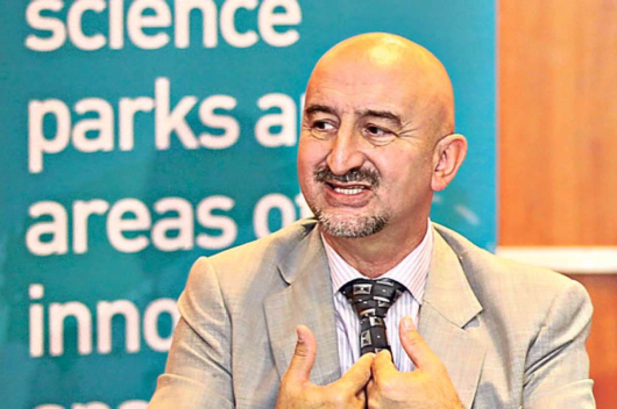&ldquo;Los proyectos como Yachay pueden cambiar la cara de la sociedad&rdquo;
