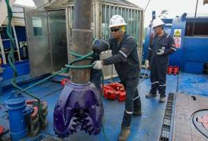 Petroecuador reanuda exportaciones de crudo tras levantar la fuerza mayor