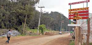El r&iacute;o Yanuncay bordea este corredor tur&iacute;stico donde sus habitantes preparan comidas t&iacute;picas de Cuenca. Foto: Fernando Machado/ El Telegrafo