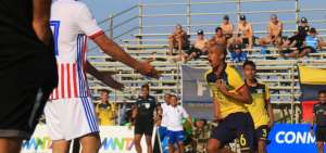 La selecci&oacute;n ecuatoriana de f&uacute;tbol playa venci&oacute; a su similar de Paraguay por 5-4 en el torneo, realizado &iacute;ntegramente en la ciudad de Manta. 